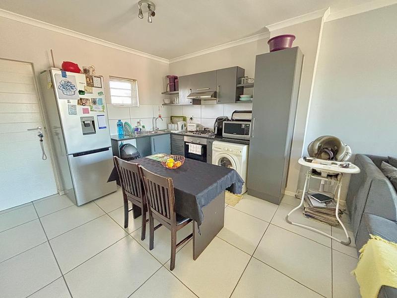 2 Bedroom Property for Sale in Burgundy Estate Western Cape